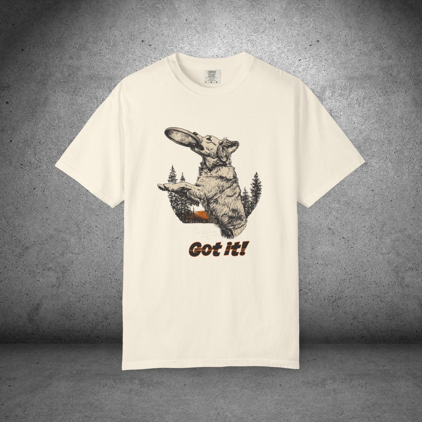 Frisbee Dog Comfort Colors Tee - Jumping Dog Frisbee Sport Graphic Shirt, Gift for Dog Dads - FlooredByArt