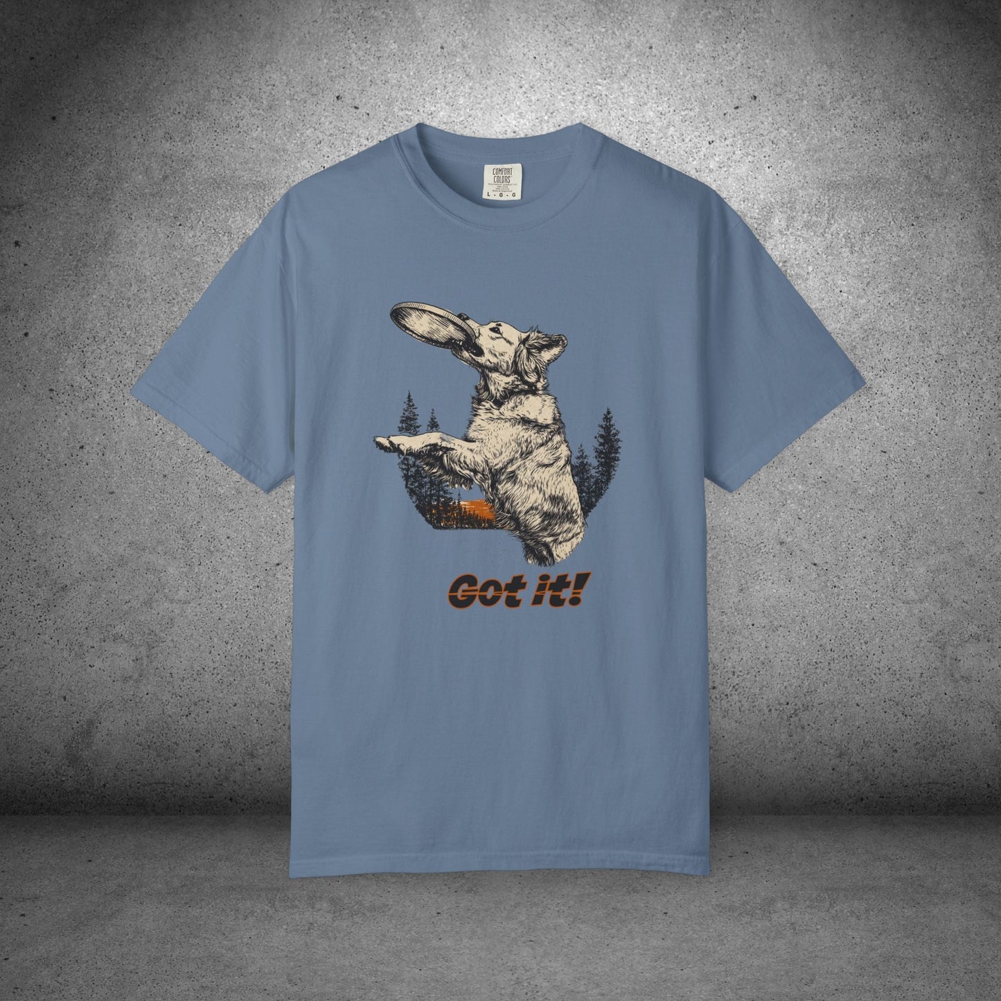 Frisbee Dog Comfort Colors Tee - Jumping Dog Frisbee Sport Graphic Shirt, Gift for Dog Dads - FlooredByArt