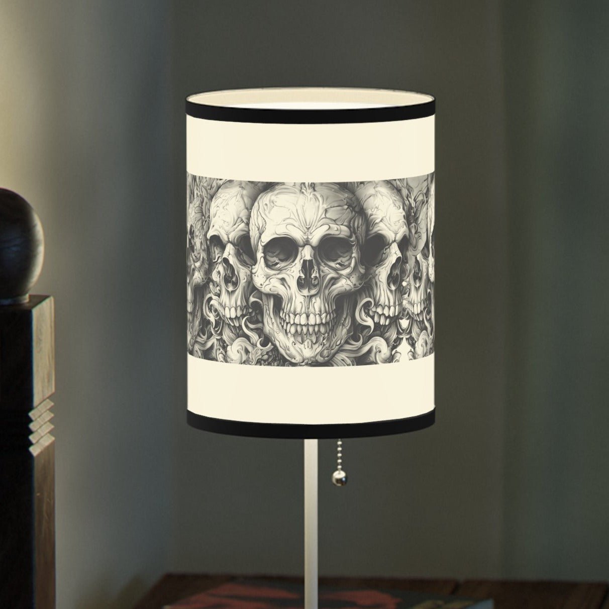 Goth Skull Art Table lamp, Decorative Dark Academia Art Lamp - FlooredByArt