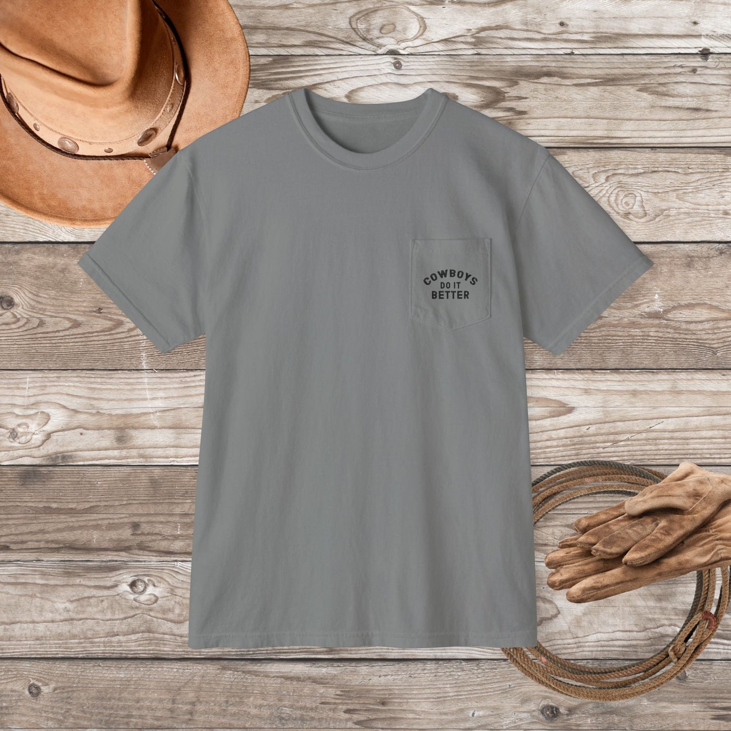 Cutting Horse Pocket T-Shirt – Comfort Colors Cowboy Rancher Art Tee - FlooredByArt