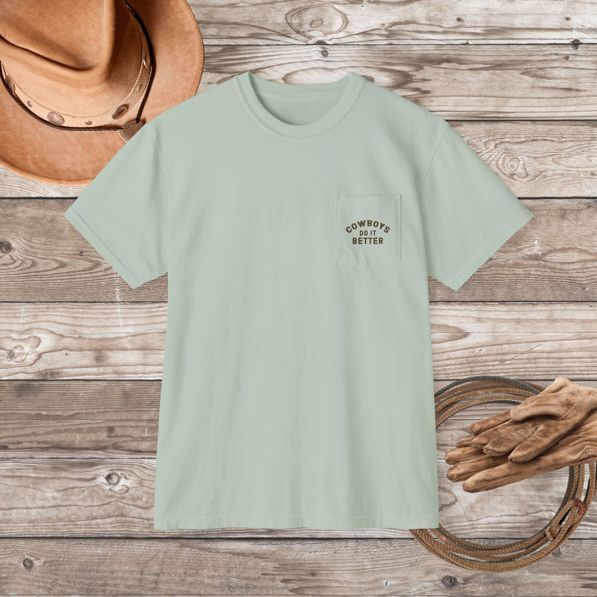 Cutting Horse Pocket T-Shirt – Comfort Colors Cowboy Rancher Art Tee - FlooredByArt