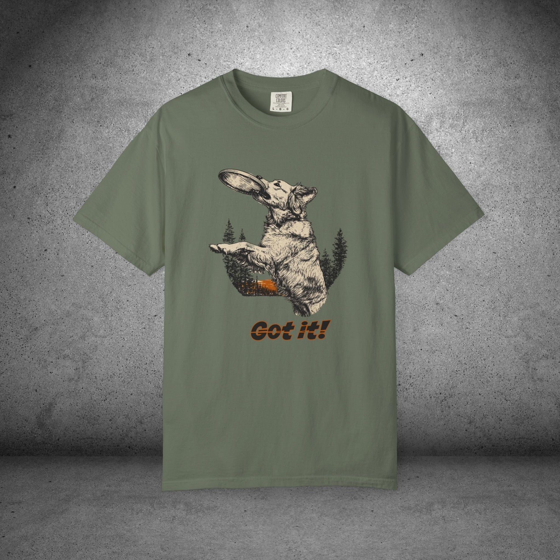 Frisbee Dog Comfort Colors Tee - Jumping Dog Frisbee Sport Graphic Shirt, Gift for Dog Dads - FlooredByArt
