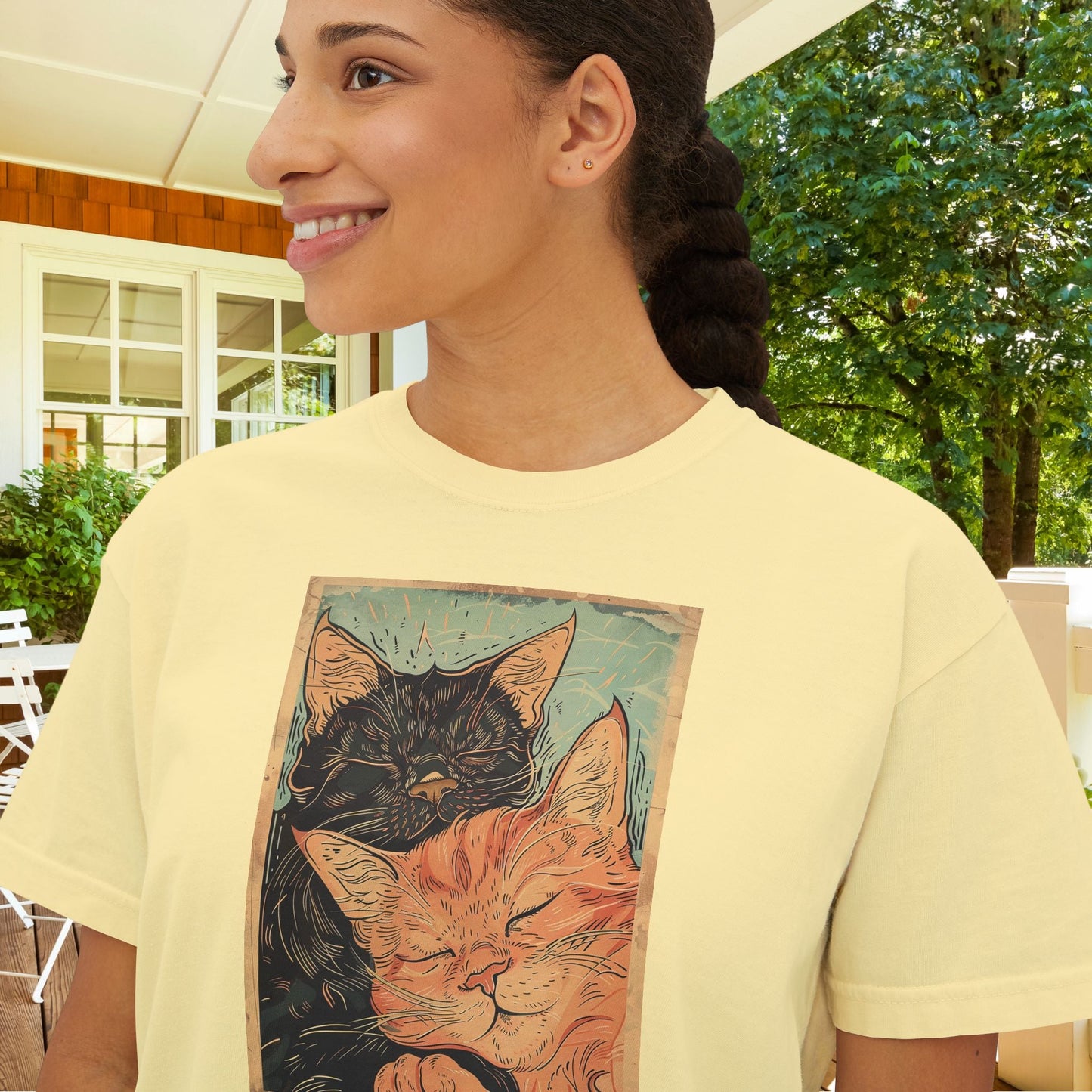 Sleeping Cats Crop Top T-Shirt – Vintage Deco Cat Art on Comfort Colors Tee for Cat Lovers - FlooredByArt