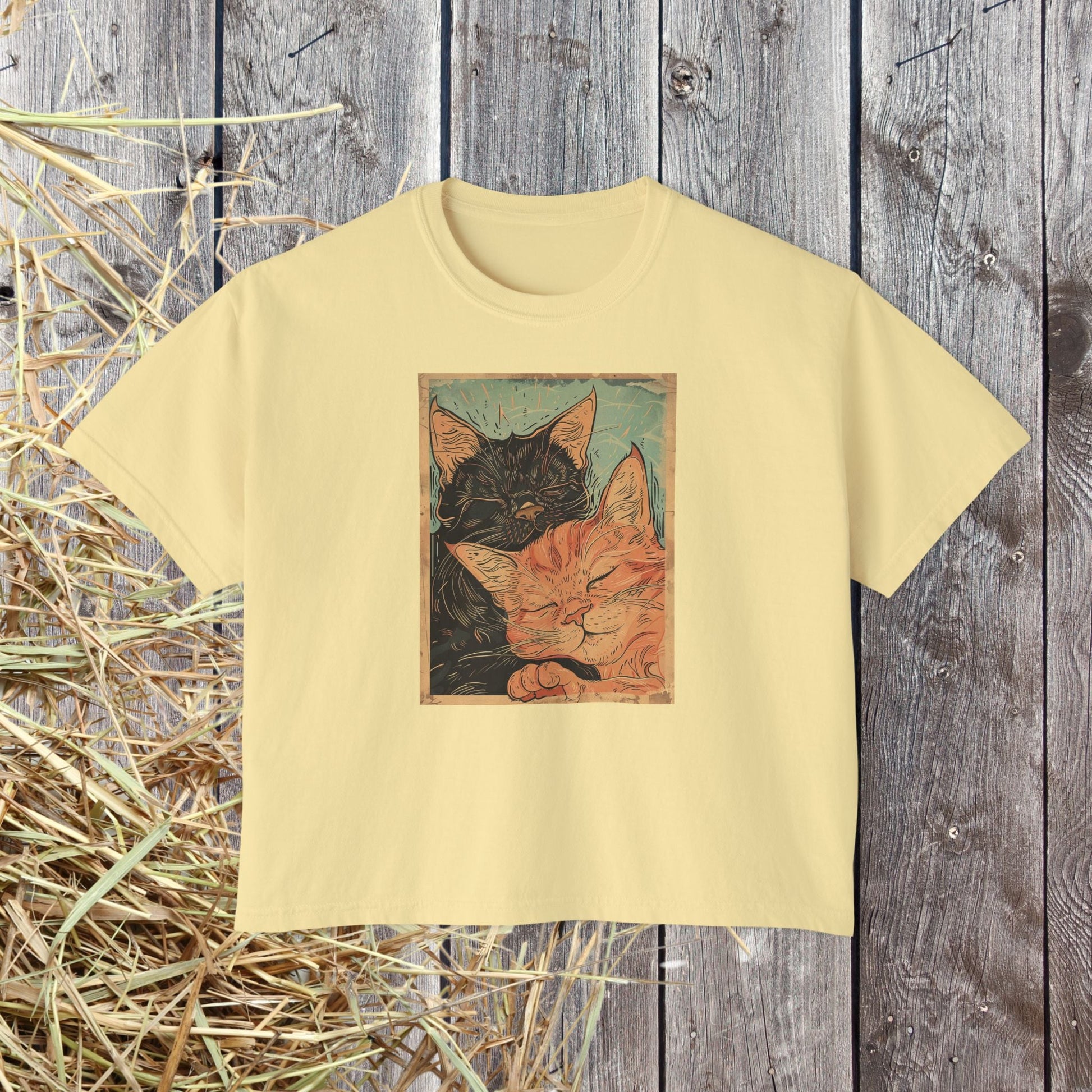 Sleeping Cats Crop Top T-Shirt – Vintage Deco Cat Art on Comfort Colors Tee for Cat Lovers - FlooredByArt